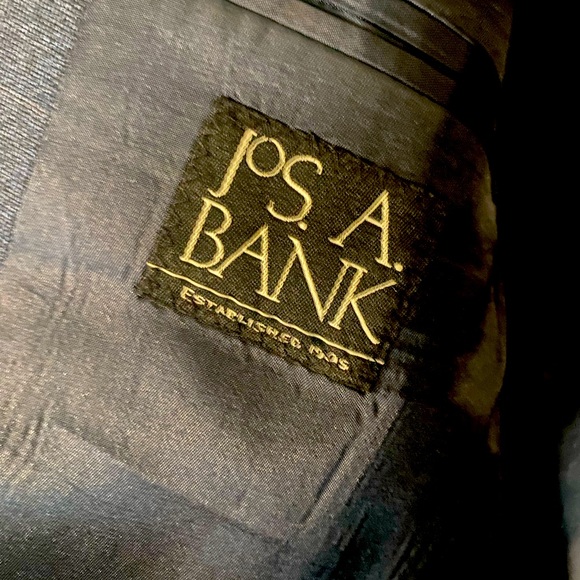 Jos A Bank 2 button blue/grey Sport coat. Size (43R). - Picture 3 of 5